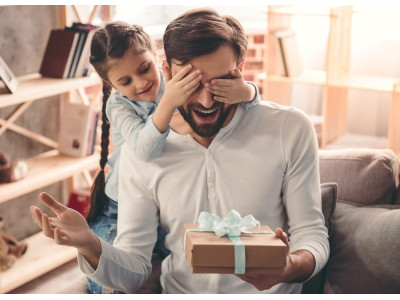 Який чай подарувати: чоловіку, жінці, колезі, керівнику