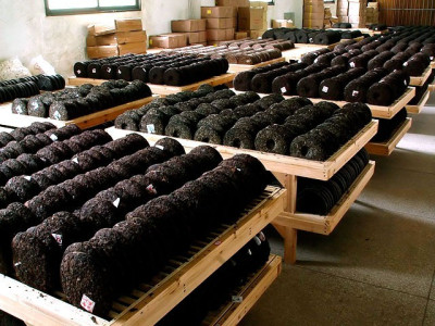 Дозрівання пуеру: що відбувається з чаєм через 1, 3 і 7 років