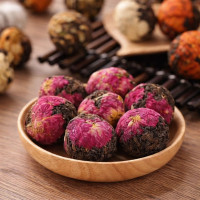 Зав'язаний чай шен пуер з трояндою "Лун Чжу" (Rose Dragon Pearl)