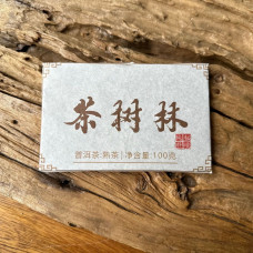 Чай пуер "Мэнхай Шу Ча Чжуань" (Menghai Shu Cha Zhuan), 100 г, плитка