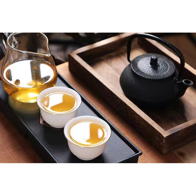 Чай шен пуер з великих дерев "Біндао Золоте Листя", 250 г, пресований чайний брикет