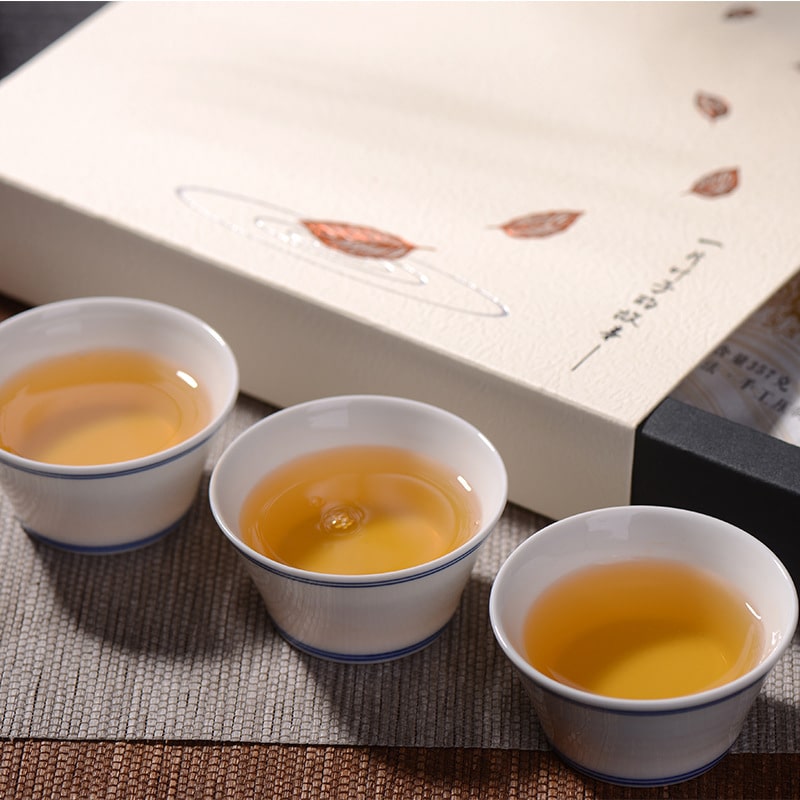 Чай шен пуер "Іву Шань" (Yiwu Shan), 100 г, млинець