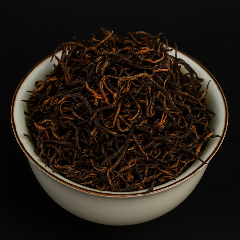 Червоний чай "Цзинь Цзюнь Мей" (Jin Jun Mei), 50 г, банка