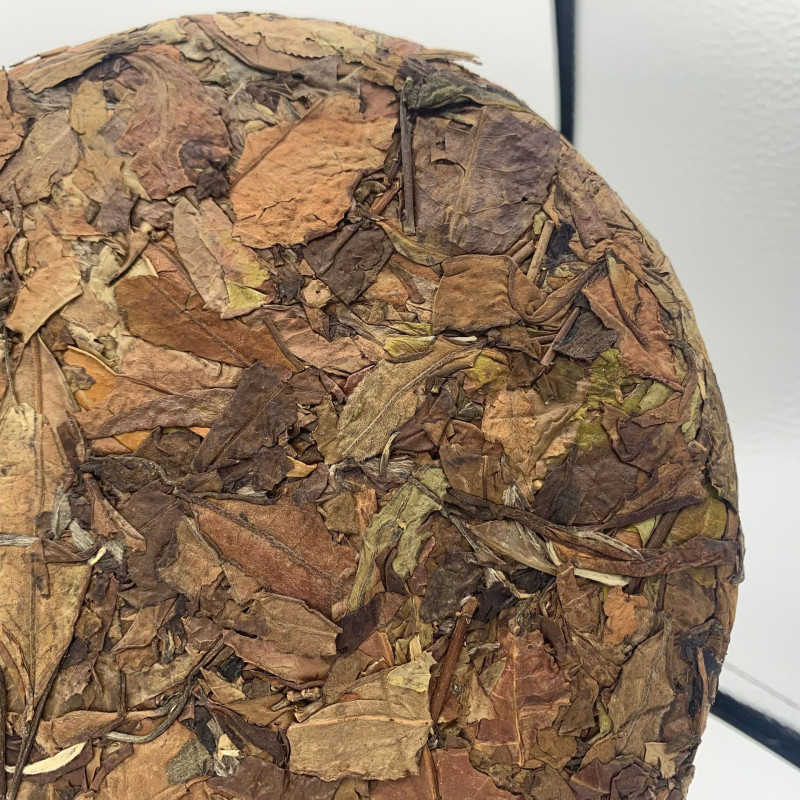 Білий чай "Фудін Лао Бай Ча" Шу Мей 2017, 350 г, млинець